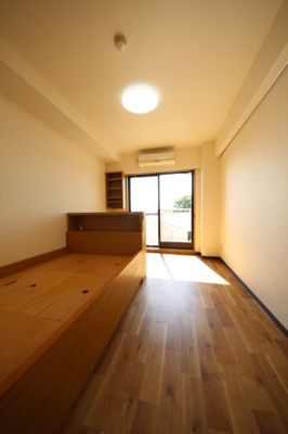 【居間・リビング】 | Casa de Todos 鴻巣 | ※同タイプの別の部屋の写真です。