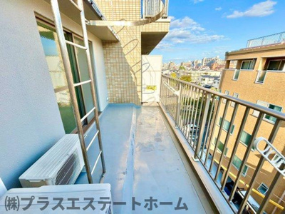 【バルコニー】 | メゾン・ド・ヴィレ板宿