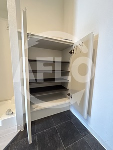 ファーストフィオーレ京橋イーストの収納|ファーストフィオーレ京橋イースト　シューズボックス