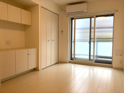 【居間・リビング】 | リブリ・若草 | ゆったりとしたリビングです