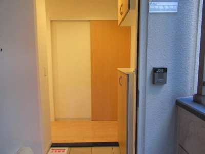 【玄関】 | CASA　RIVIERA（カーサ　リヴィエラ） | 玄関