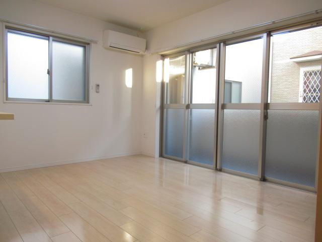 【居間・リビング】 | CASA　RIVIERA（カーサ　リヴィエラ） | リビング