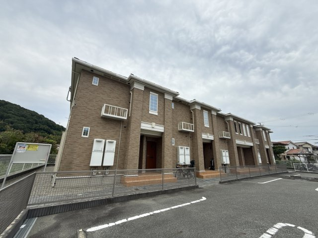 シン．シン．ハウスＢの外観