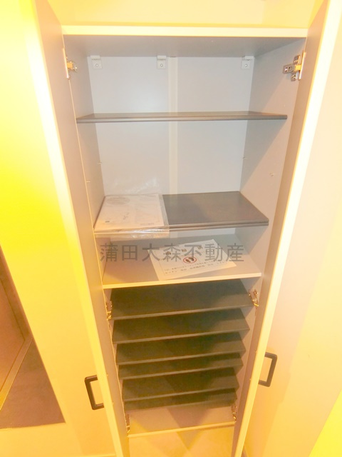 ブルーノコート蒲田の設備|玄関収納