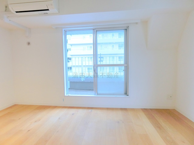 ブルーノコート蒲田の居間・リビング