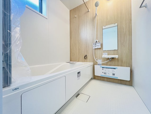 碧南市堀方町2丁目32番地7『仲介手数料無料』新築戸建ての浴室