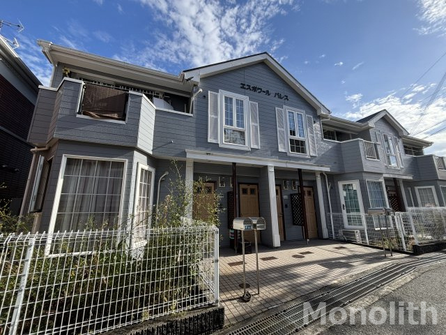 エスポワールパレスの外観