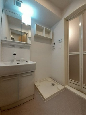 【独立洗面台】 | エレガンテ | 使いやすい洗面所です