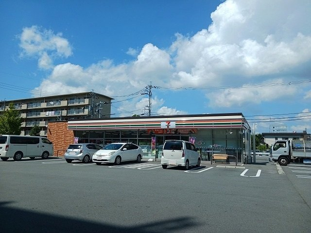 レジデンスＮ．Ⅲの周辺|セブンイレブン八王寺団地入口店まで230m