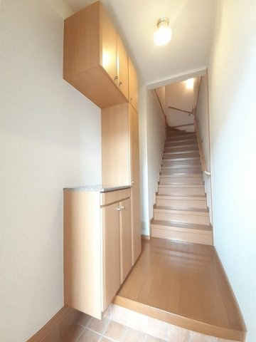 ひまわり　Ｃの玄関|落ち着いた玄関です