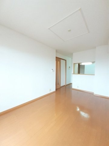 ひまわり　Ｃの居間・リビング|居間です