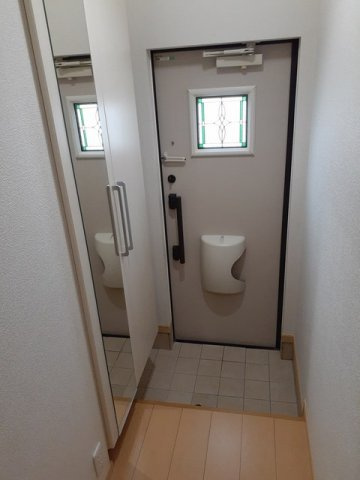 レインボーヒルⅠの玄関|きれいな玄関です