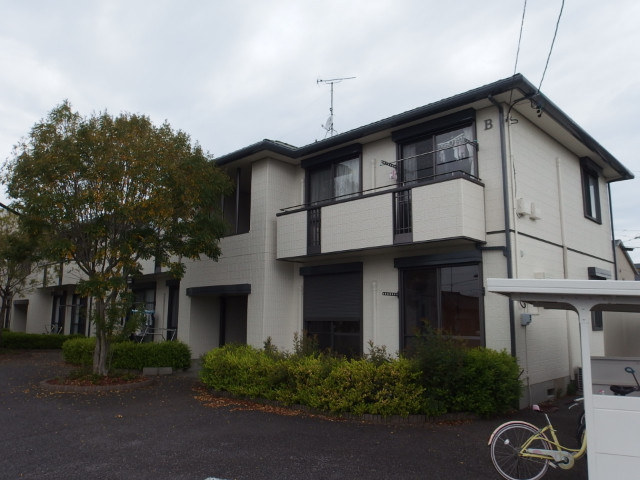オーキットコートB棟の外観
