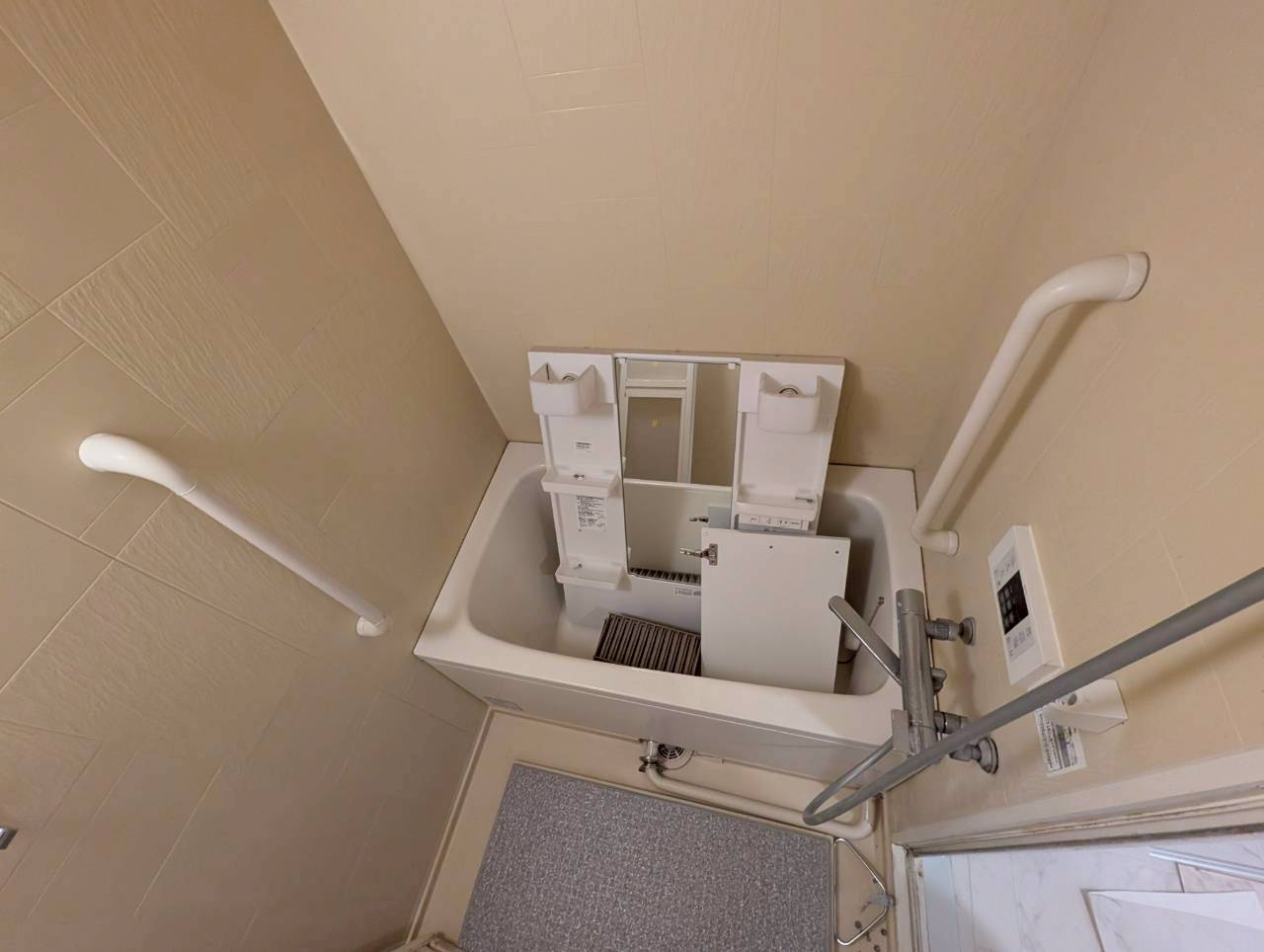 ピーチヒル加茂の浴室