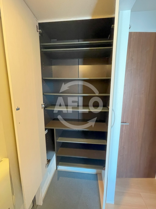 プレミアム正覚寺　加美小学校の収納|プレミアム正覚寺　シューズボックス