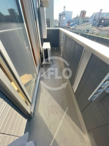 プレミアム正覚寺　加美小学校のバルコニー|プレミアム正覚寺　バルコニー