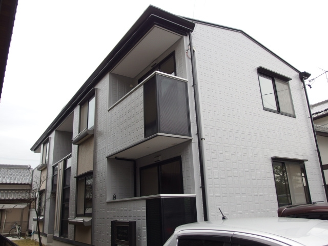 アイリス緑丘の外観
