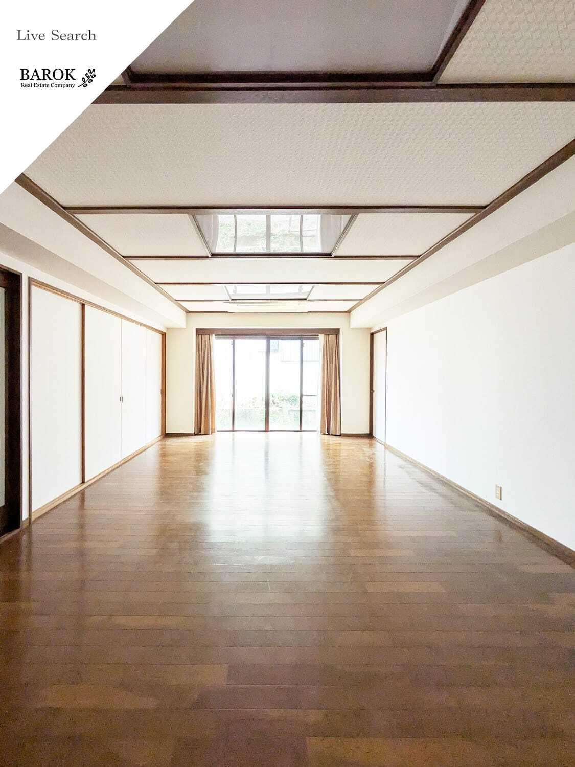 第2友広ビルの居間・リビング