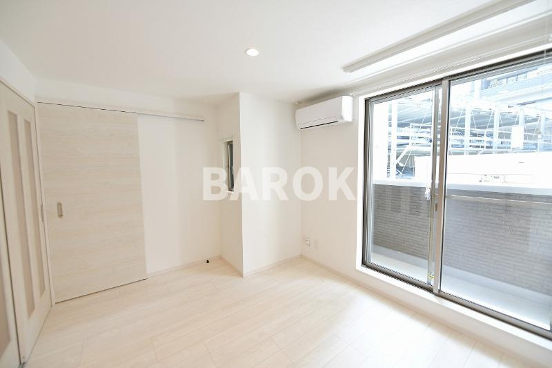 REGALEST 悦陽正守のバルコニー