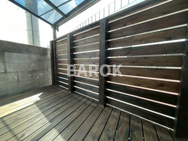 次郎丸2丁目貸家のバルコニー