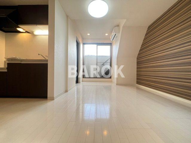 Grandtic 筑紫通りの居間・リビング