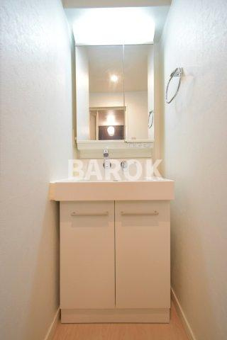 エンクレスト香椎の洗面所