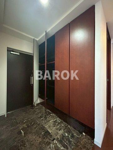 KDXレジデンス平尾浄水町の玄関