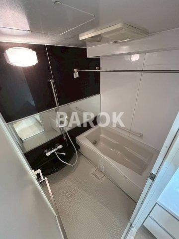 ウェルリバービュー天神の浴室