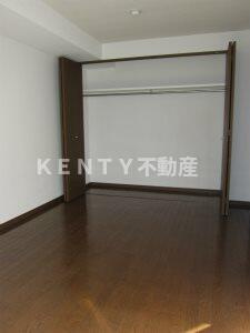 【寝室】 | グランベルデ馬込坂 | 広くて明るい寝室