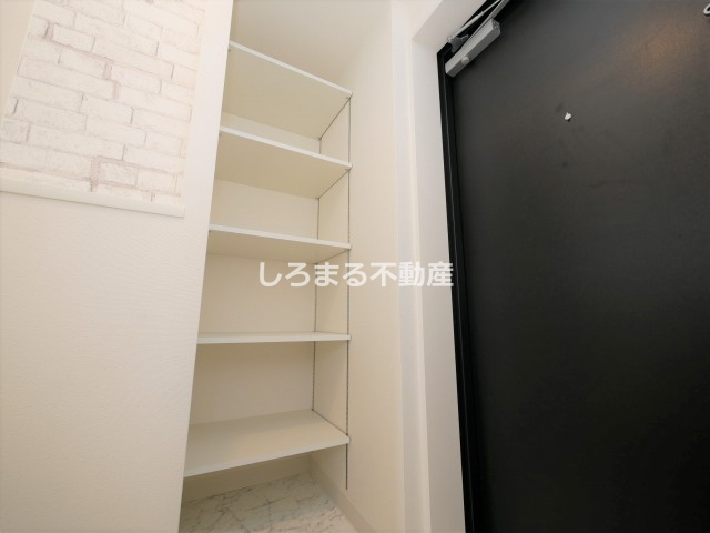 ファーストフィオーレ本町イーストの収納