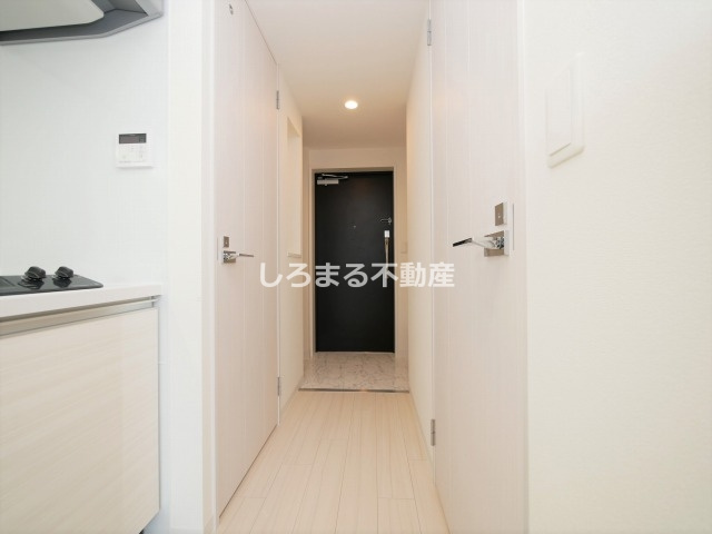 ファーストフィオーレ本町イーストの玄関