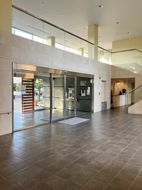 エールガーデンのロビー|清潔なロビーです