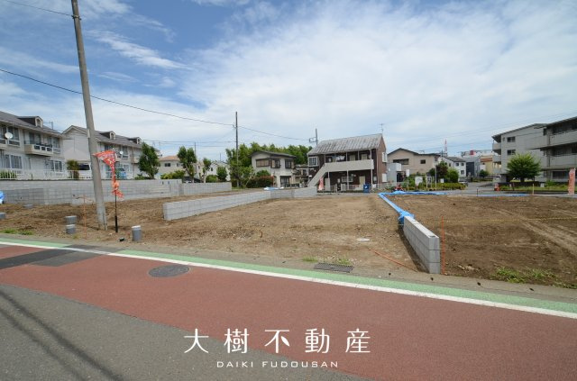 【外観】 | 綾瀬市寺尾本町３丁目　売地　全８区画【仲介手数料無料】