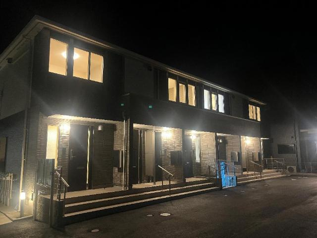 アンソレイユの外観|外観写真（夜）