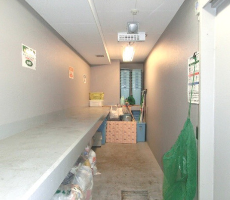 パークアクシス台東根岸のロビー