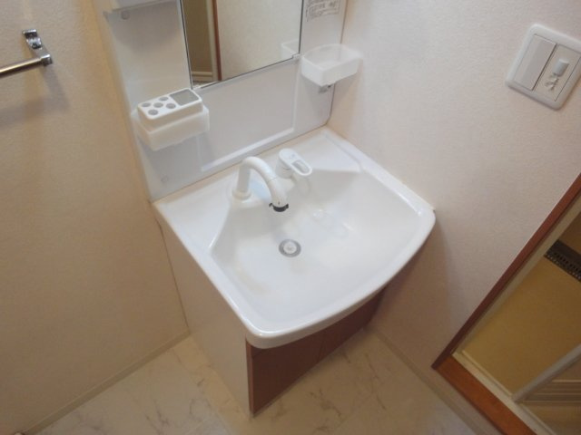 コンフォートの洗面所|洗髪洗面化粧台