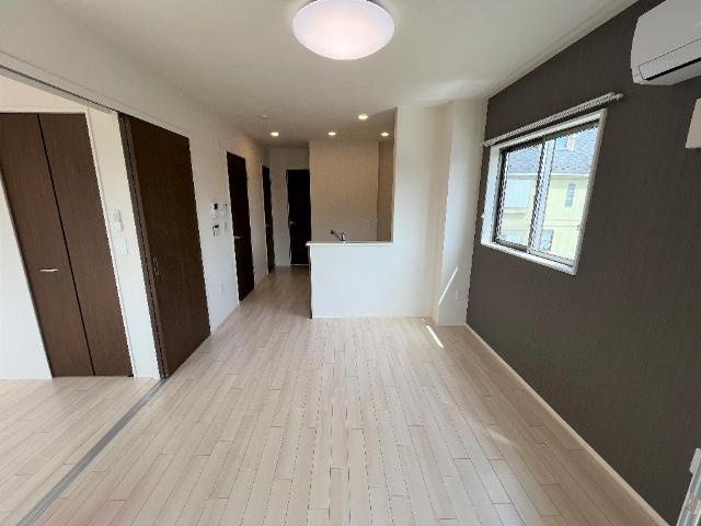 仮）西金野井アパート新築工事の居間・リビング|リビング（イメージ）