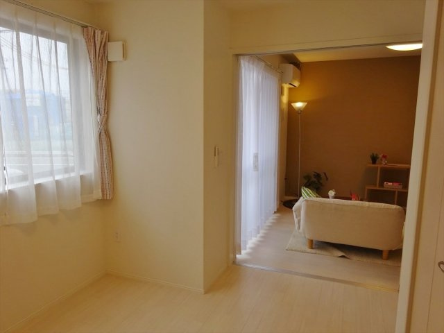 メゾン ラフィネＢ棟の寝室