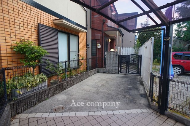 【駐車場】 | 八尾市本町3丁目 | 【駐車・駐輪スペース】駐車2台可能です♪