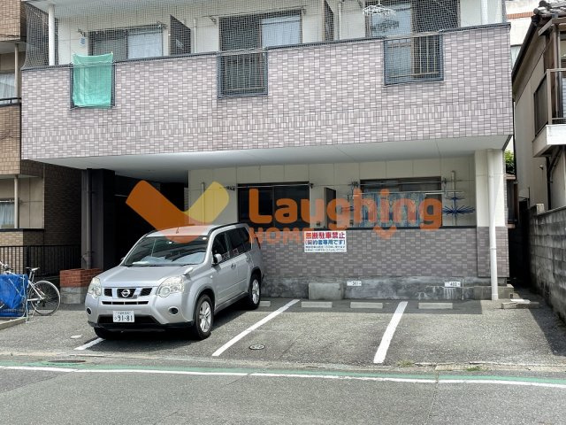 コーポラスKⅡの駐車場|カースペースがあります