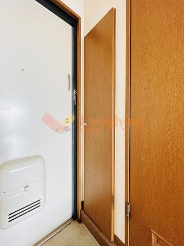 コーポラスKⅡの玄関|ゆったりとした玄関です