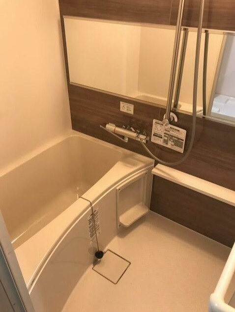 クラブレジデンス読売ランド前の浴室