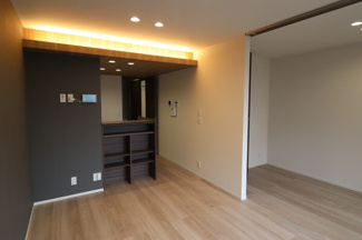 【居間・リビング】 | Noble villa鹿手袋　A