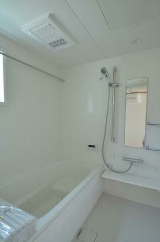 中川区荒子四丁目戸建賃貸の浴室