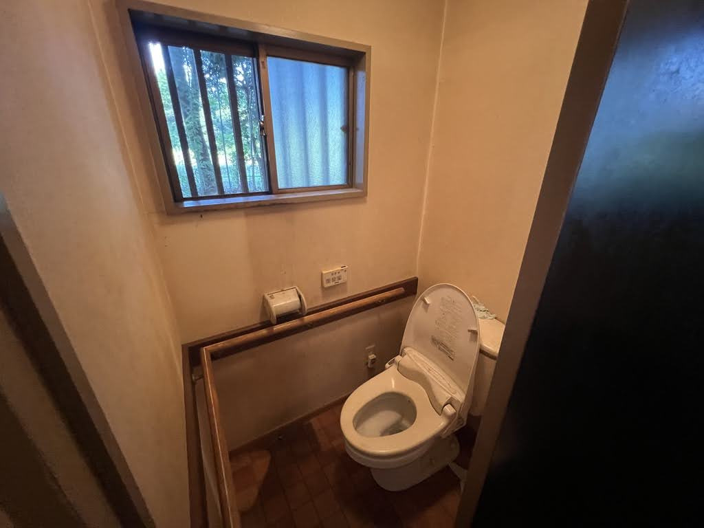 埼玉県加須市大越　中古戸建のトイレ|１階のトイレです