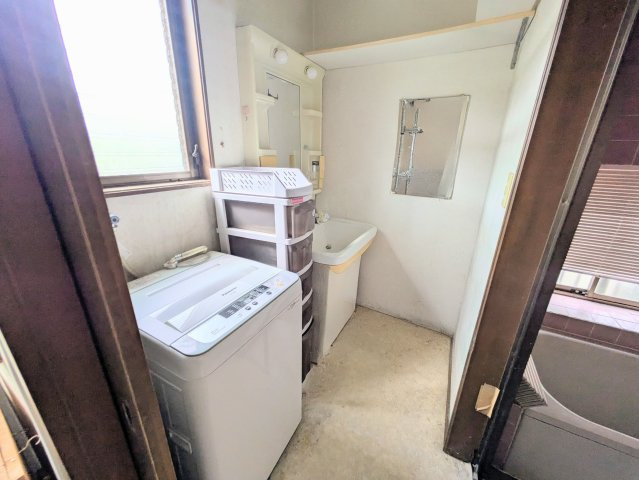 飯能市小瀬戸　一戸建の洗面所