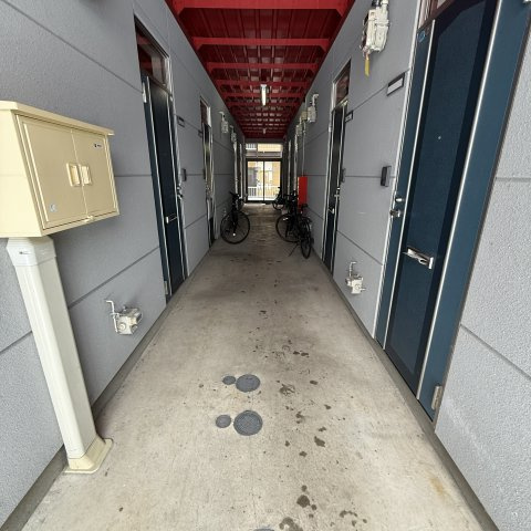 Ｌ　オレンジコートのロビー|建物の内部です