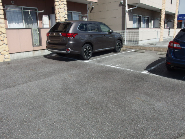 グローバルＳの駐車場