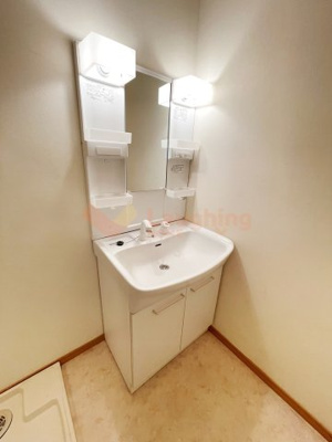 【洗面所】 | ミルキークォーツ | スペースが確保できる洗面所です