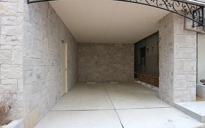 ルミナス西日暮里のエントランス